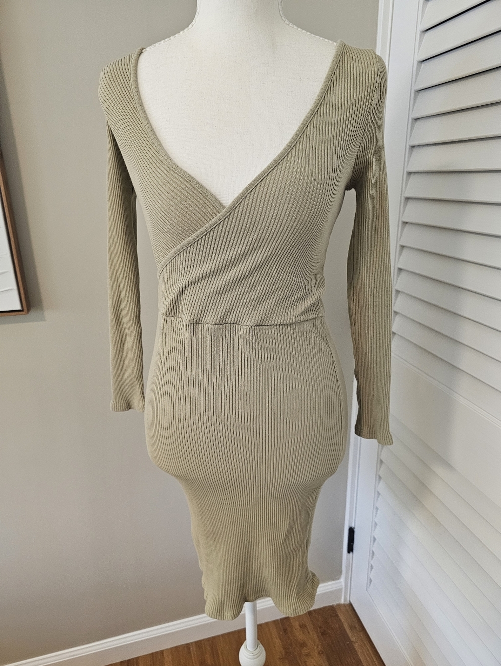✨ FREE PEOPLE FP BEACH “ALL ABOUT THE SELFIE” RIBBED FAUX WRAP MINI DRESS BUNDLE - Picture 8 of 13